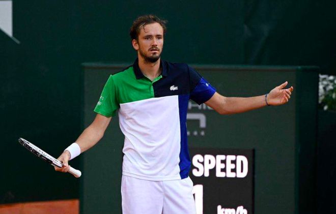 老将哭了，这球太重要