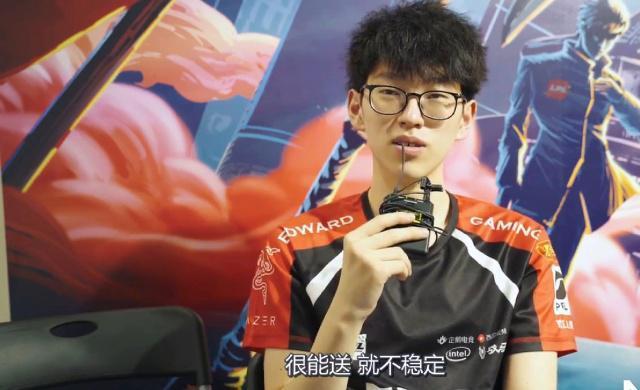 手带来了不 手带来了不